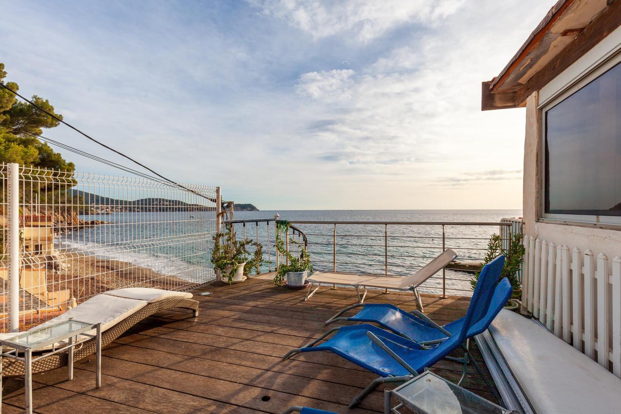 Maison De Pecheur Au Pradet Holiday home